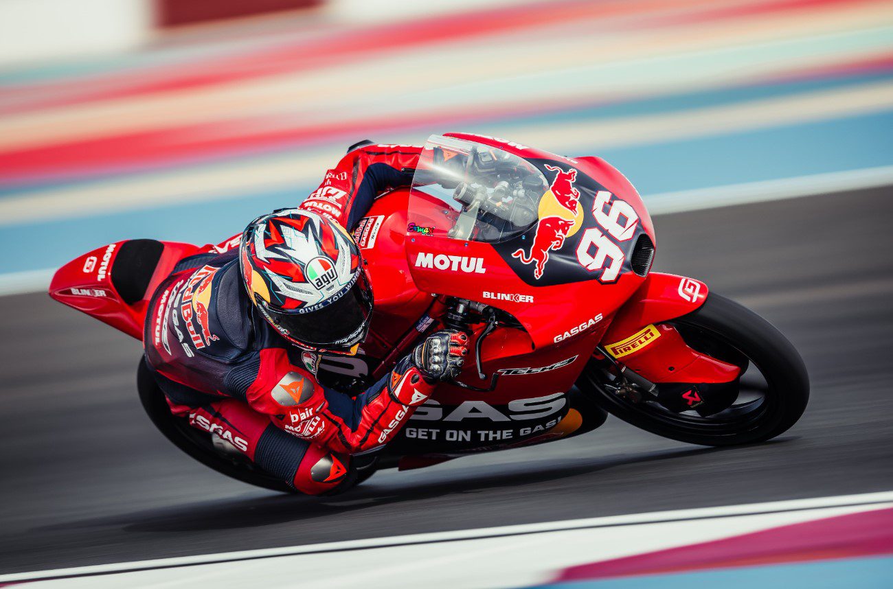 Moto3: Holgado sobra e crava primeira pole da temporada no Catar