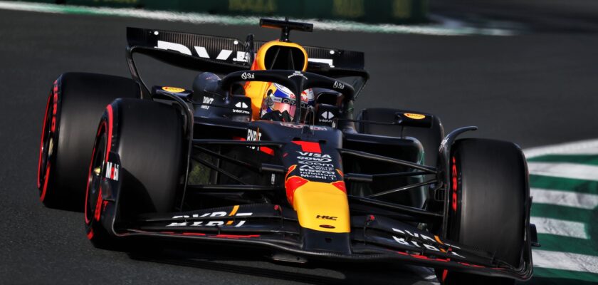 F1: Verstappen lidera TL3 na Arábia Saudita marcado por estreia de Bearman na Ferrari