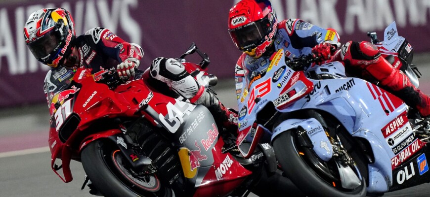 MotoGP: Acosta celebra primeira corrida, mas lamenta perda de ritmo no fim