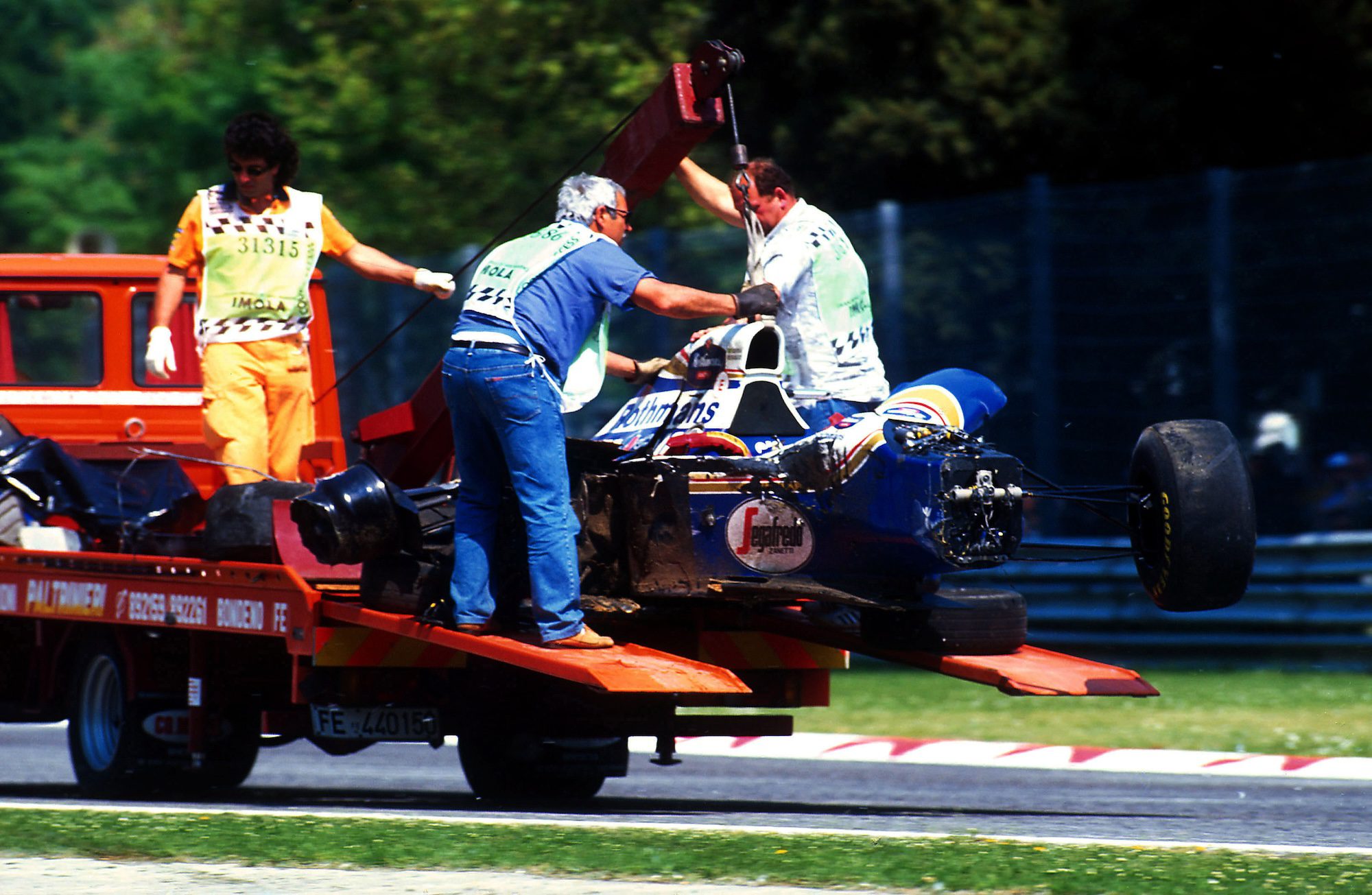 30 anos sem Senna: Relembre o trágico GP de San Marino de 1994; veja as fotos