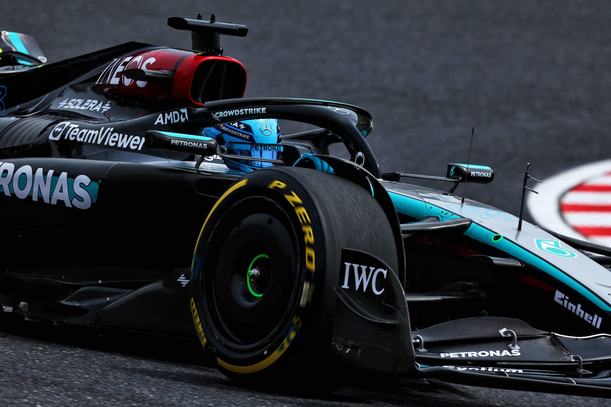 F1: Mercedes recebe multa por liberação insegura de Russell no Japão