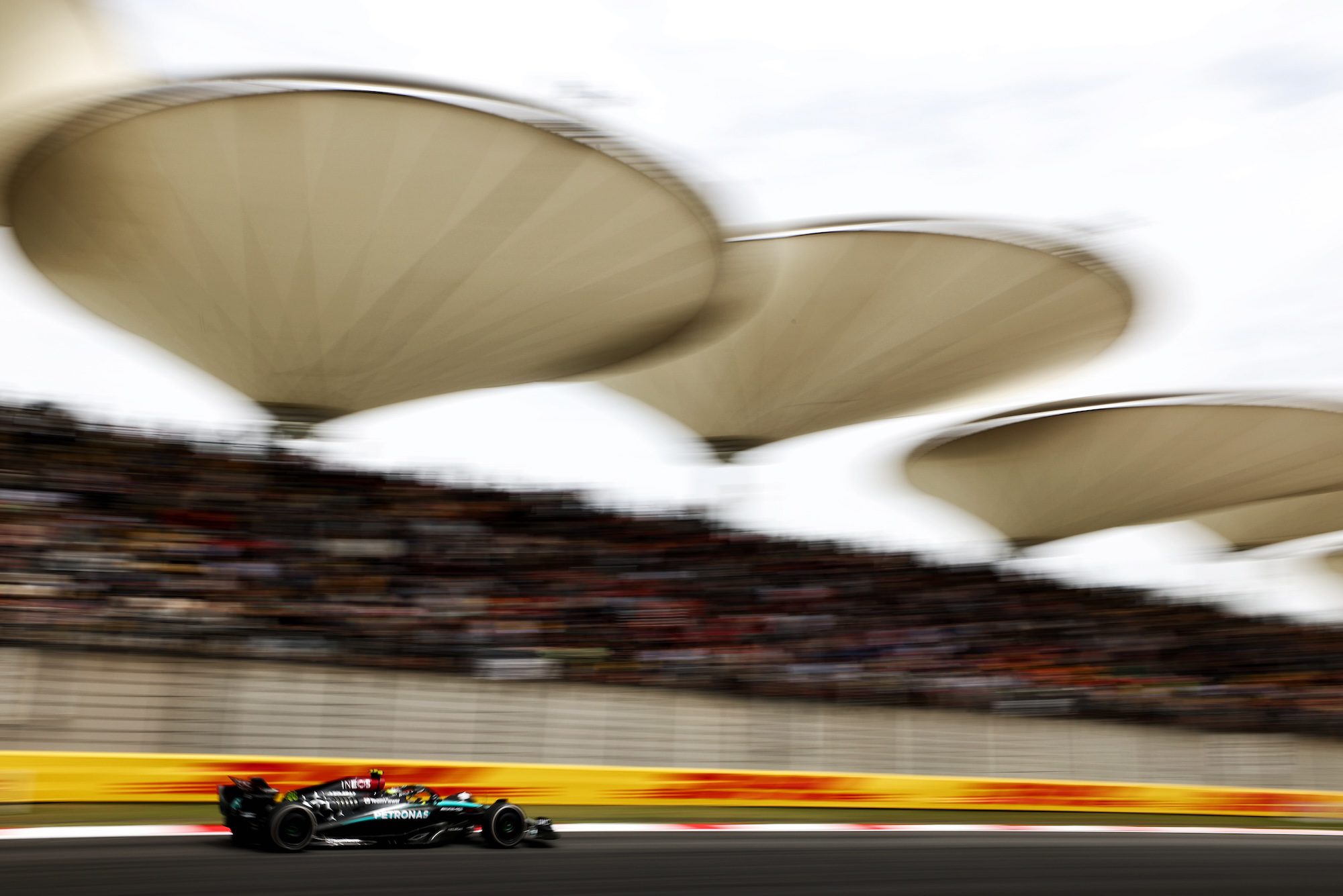 F1: “O melhor resultado que tive em muito tempo”, diz Hamilton após P2 na China
