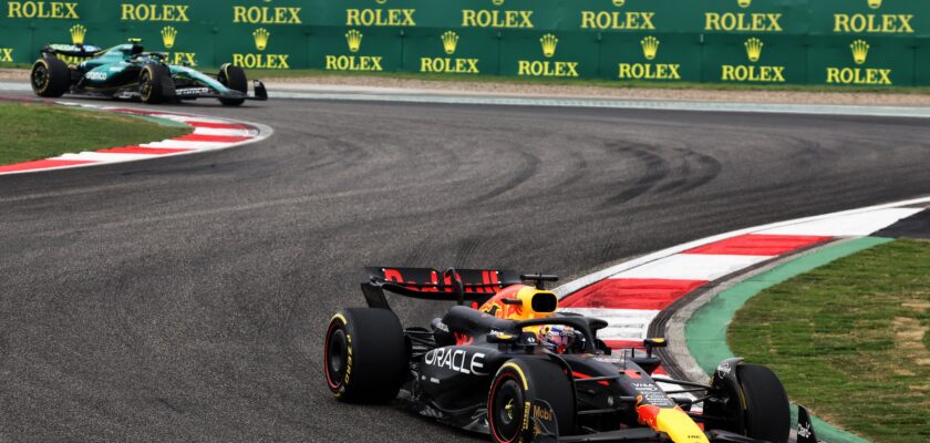 F1: Ex-estrategista analisa riscos da Red Bull caso Newey deixe a equipe