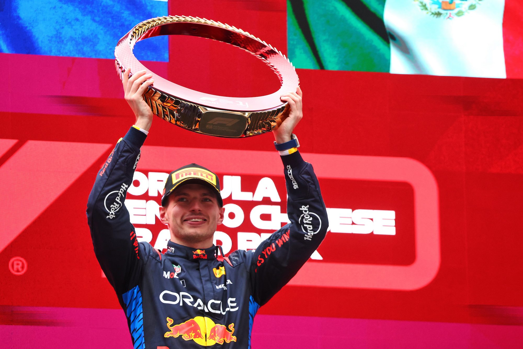 F1: Verstappen arranca elogios após vitória na China: “Imbatível”