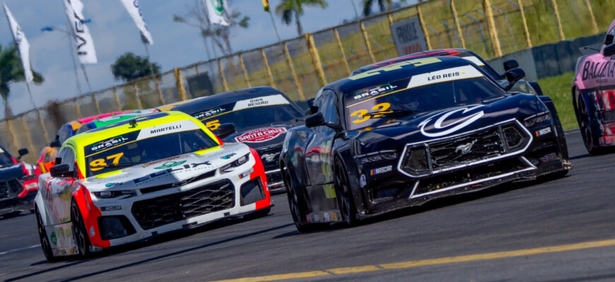 Leonardo Reis garante dois pódios em Goiânia e toma vice-liderança da Nascar Brasil