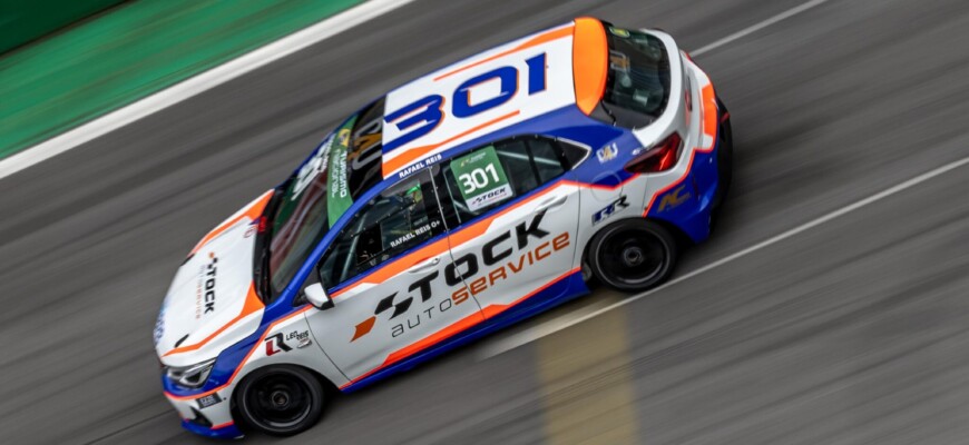 Rafael Reis lidera treinos extras com a Car Racing na Turismo Nacional em Interlagos