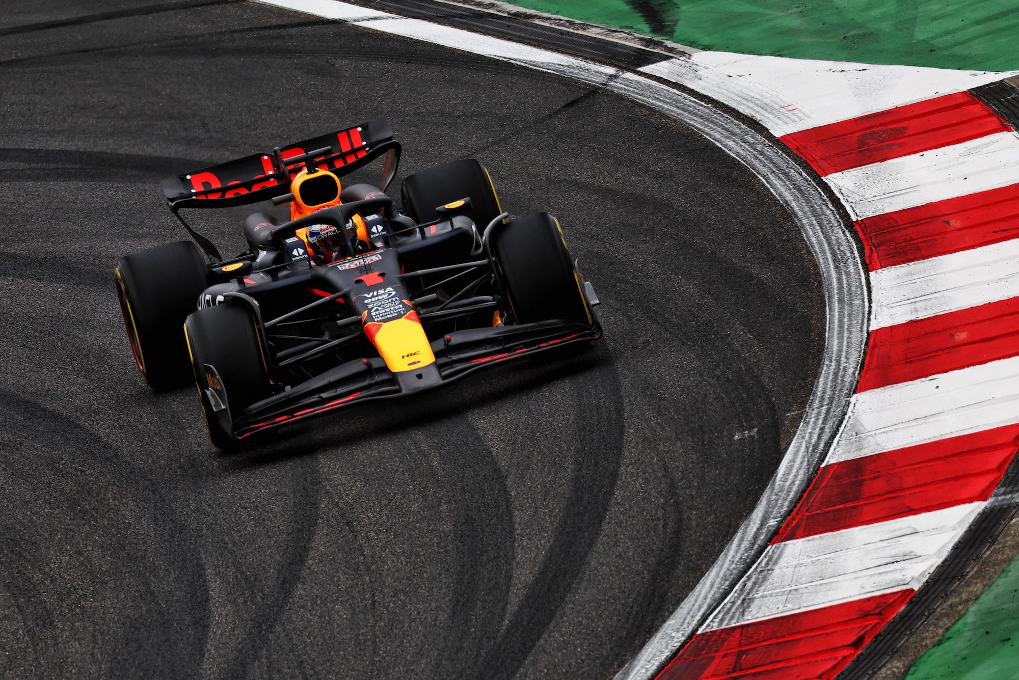 F1: Verstappen é o pole position no retorno do GP da China, em Xangai