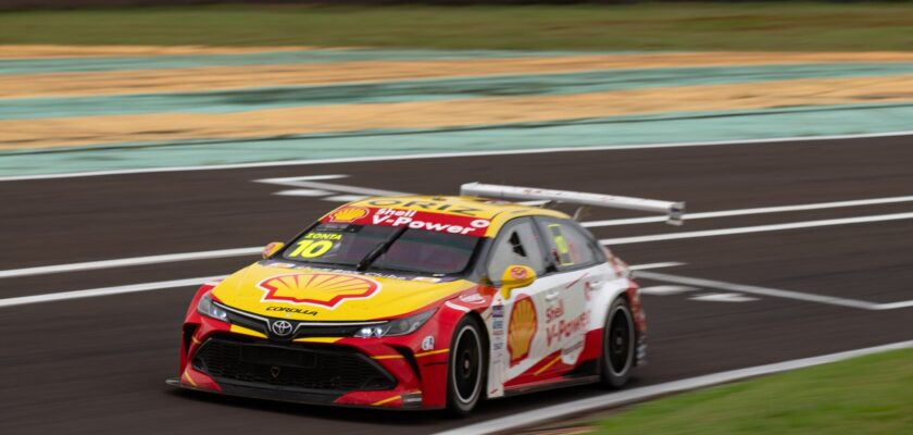 Ricardo Zonta conquista mais um top5 na temporada e é vice-líder do campeonato da Stock Car