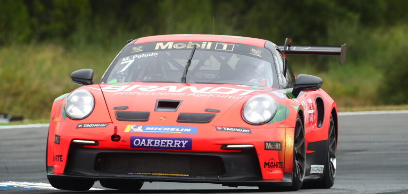 Paludo vence acidentada corrida 2 da Carrera Cup da Porsche Cup no Estoril