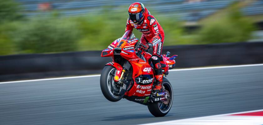 MotoGP: Bagnaia vence Sprint em Assen e Martin mantém pressão na classificação