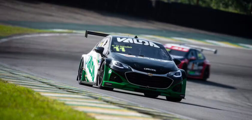 Em sprint eletrizante, Di Mauro vence corrida 1 da quinta etapa da Stock Car