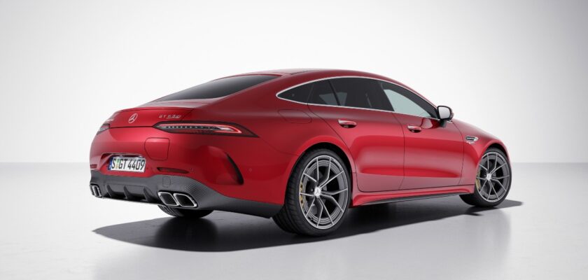 Traseira do Mercedes-AMG GT 63 S E Performance