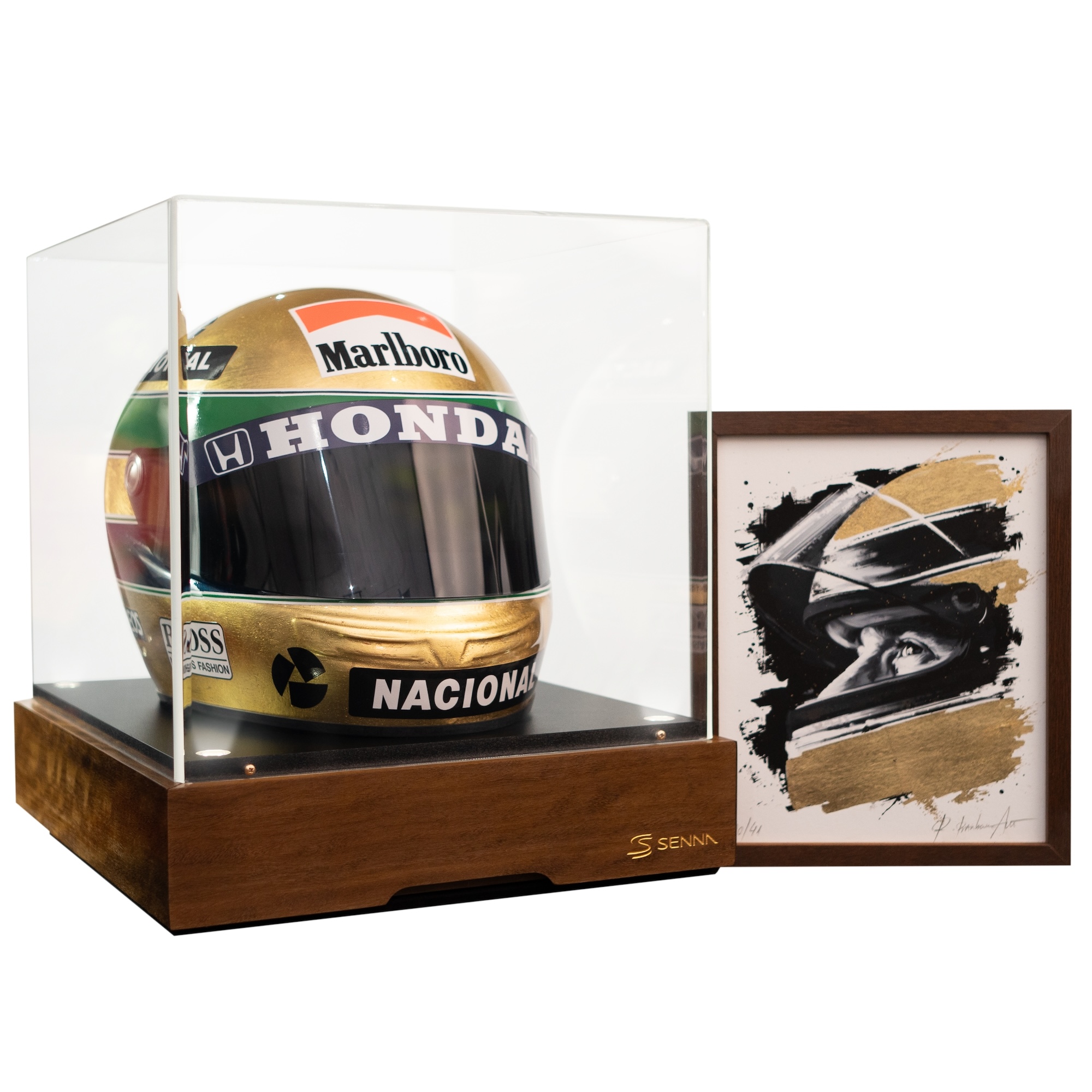 Capacete folheado a ouro celebra 30 anos do legado de Ayrton Senna