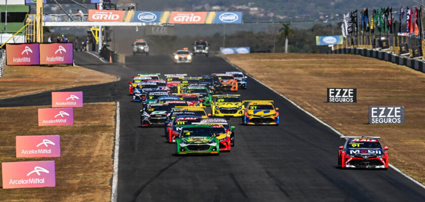 Casagrande vence corrida principal em Goiânia e conquista primeira vitória na temporada 2024 da Stock Car