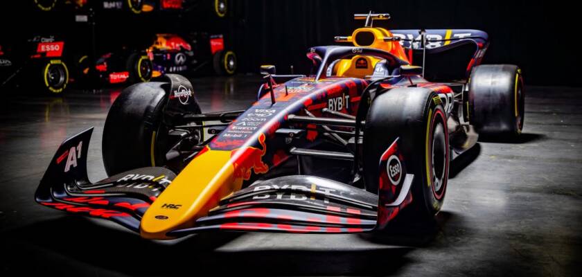 F1 hoje: Red Bull avança nos testes e Hamilton acelera em Barcelona