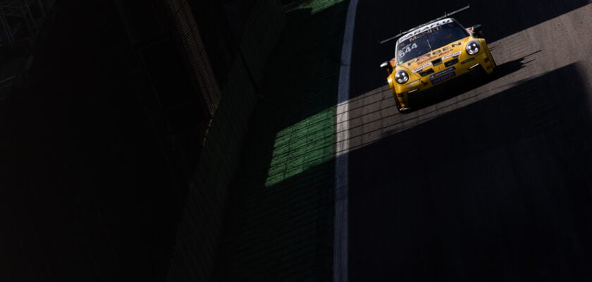 Müller fica no top-10 antes dos qualis da Porsche Carrera Cup em Interlagos