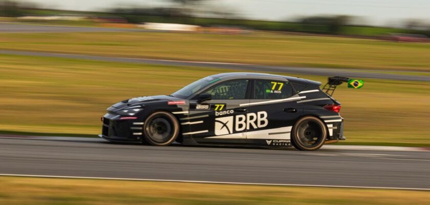 Raphael Reis vence em Mercedes e assume a vice-liderança do TCR South America