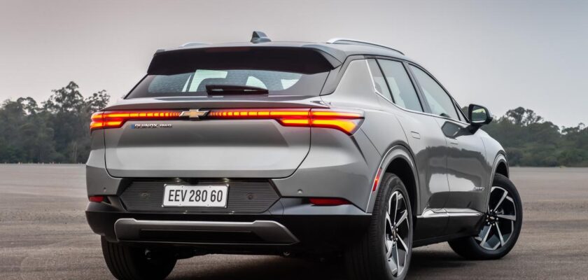 Chevrolet apresenta o Equinox EV 2025: SUV elétrico chega a partir de R$ 419.000