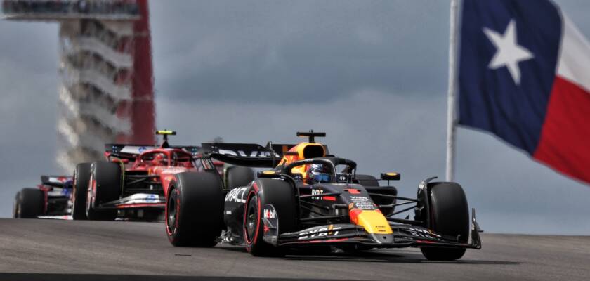 F1: Verstappen voa nos instantes finais e larga da pole na Sprint nos EUA