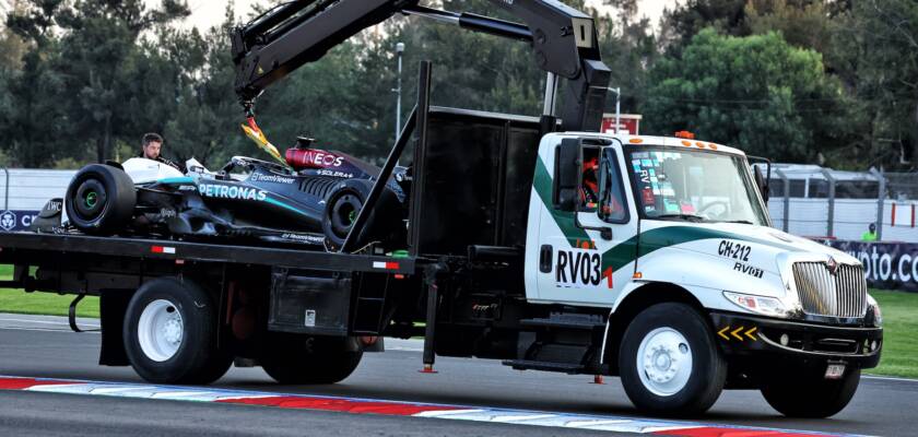 F1: Mercedes trabalha até tarde para reconstruir carro de Russell após acidente no México