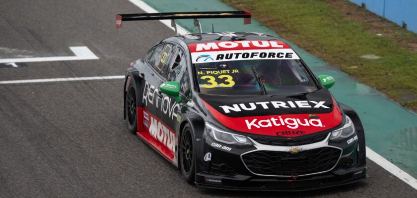 Piquet Jr termina em sexto a corrida principal da Stock Car em Goiânia