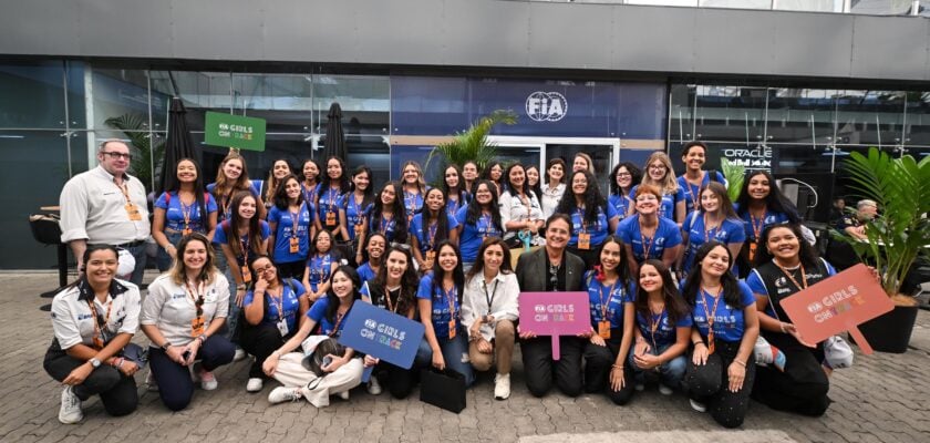 FIA Girls on Track Brasil teve dia cheio no GP de São Paulo de Fórmula 1