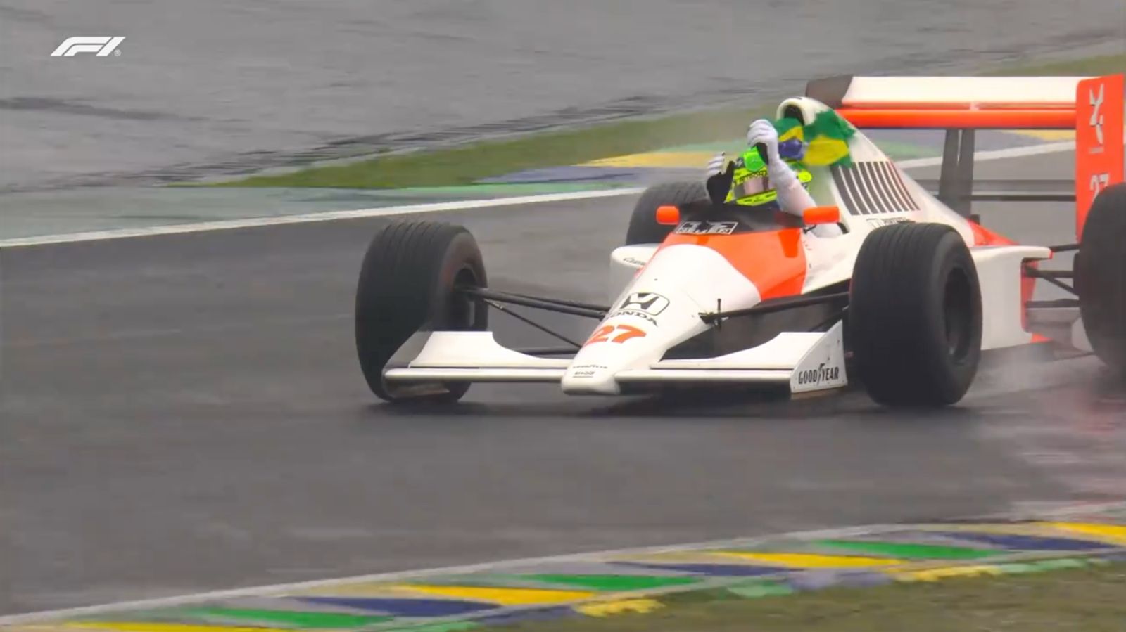 F1: Veja as fotos de Hamilton pilotando a McLaren MP4/5B de Senna em Interlagos