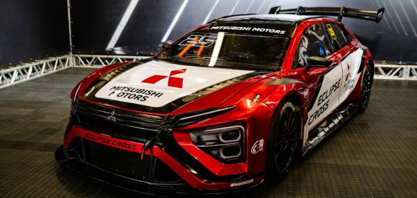 Mitsubishi Eclipse Cross Stock Car é revelado em Interlagos