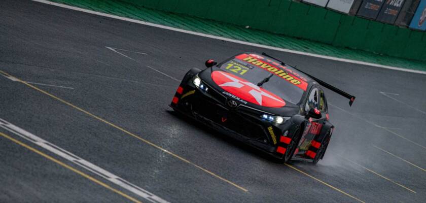 Stock Car: TOYOTA GAZOO Racing vence Sprint em Interlagos com Felipe Baptista