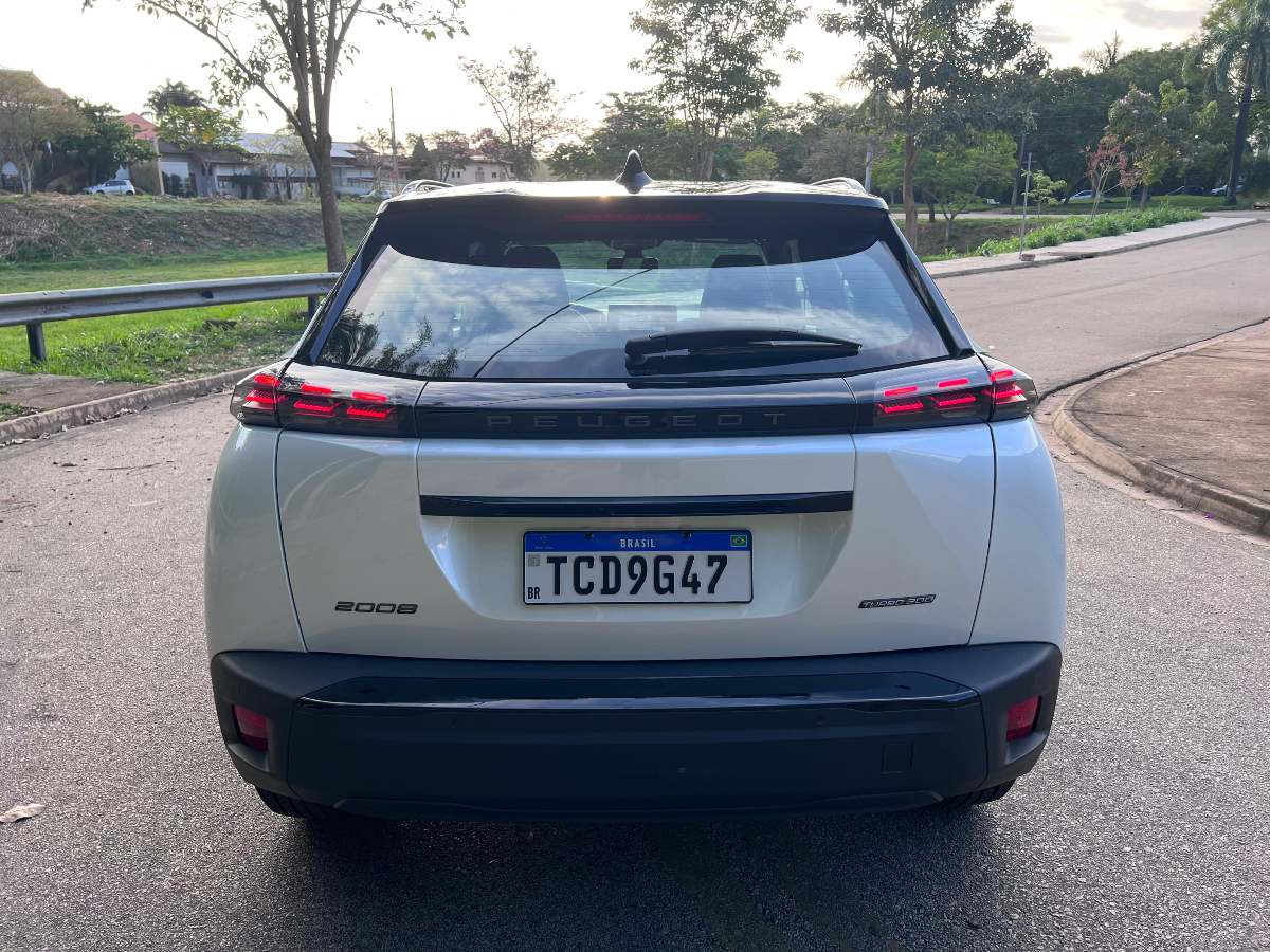 Por que o Peugeot 2008 é um dos melhores carros 1.0 turbo do mercado?