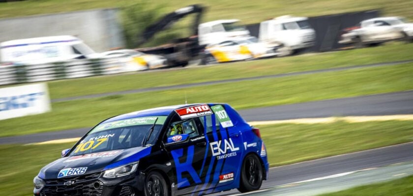 Turismo Nacional: Kuhn chega disposto a levar super-prêmio em Interlagos