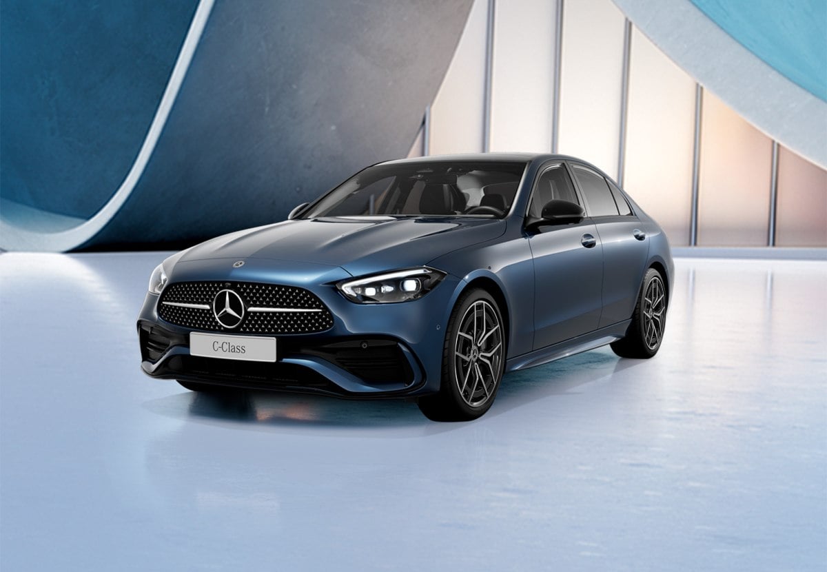 Mercedes-Benz apresenta linha 2025 do Classe C com tecnologia eletrificada e foco no luxo esportivo