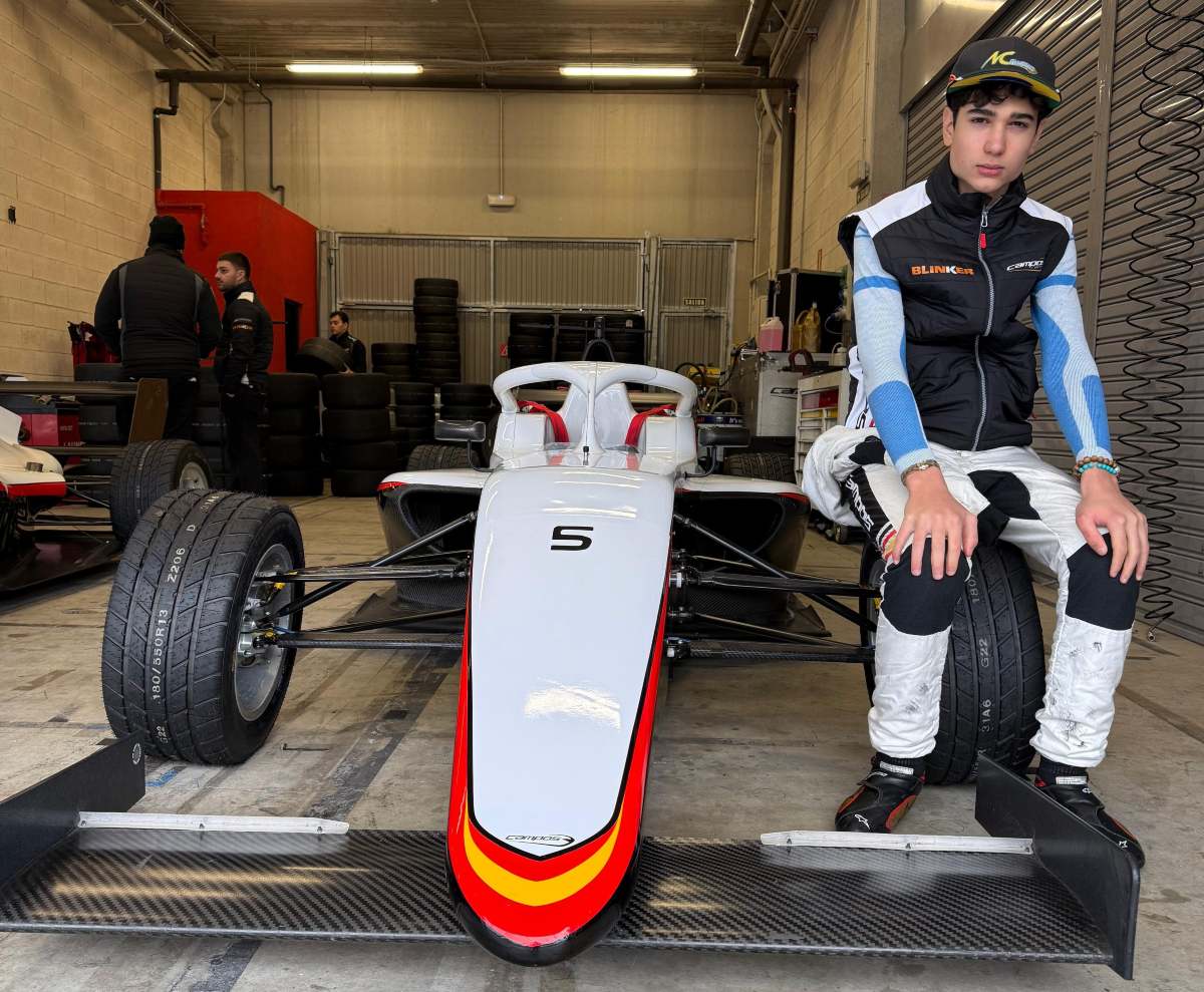 Miguel Costa testa com F4 em Barcelona e visita Gabriel Bortoleto após treino da F1