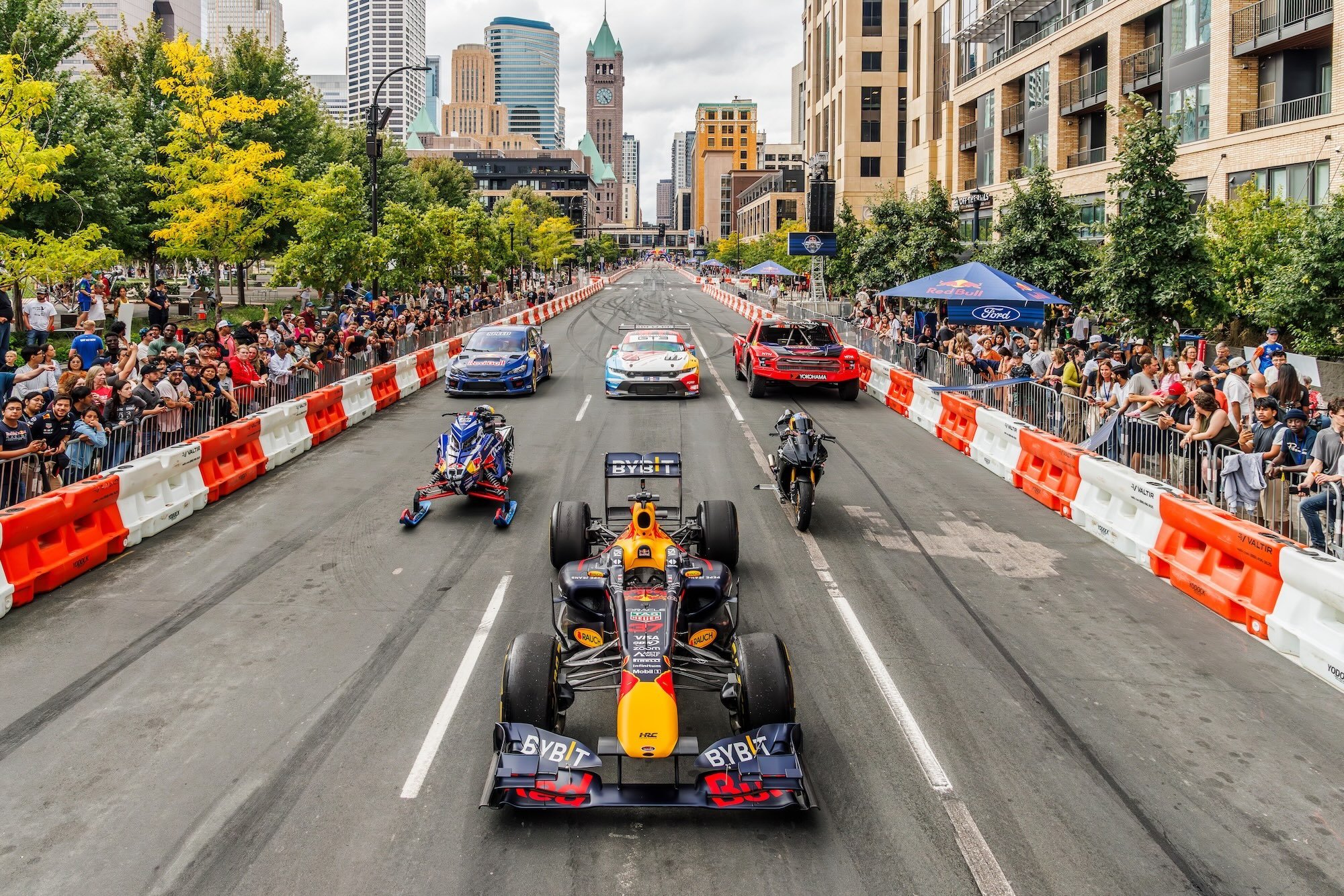 F1: Em Curitiba, Red Bull Showrun chega ao Brasil pela primeira vez em 2025