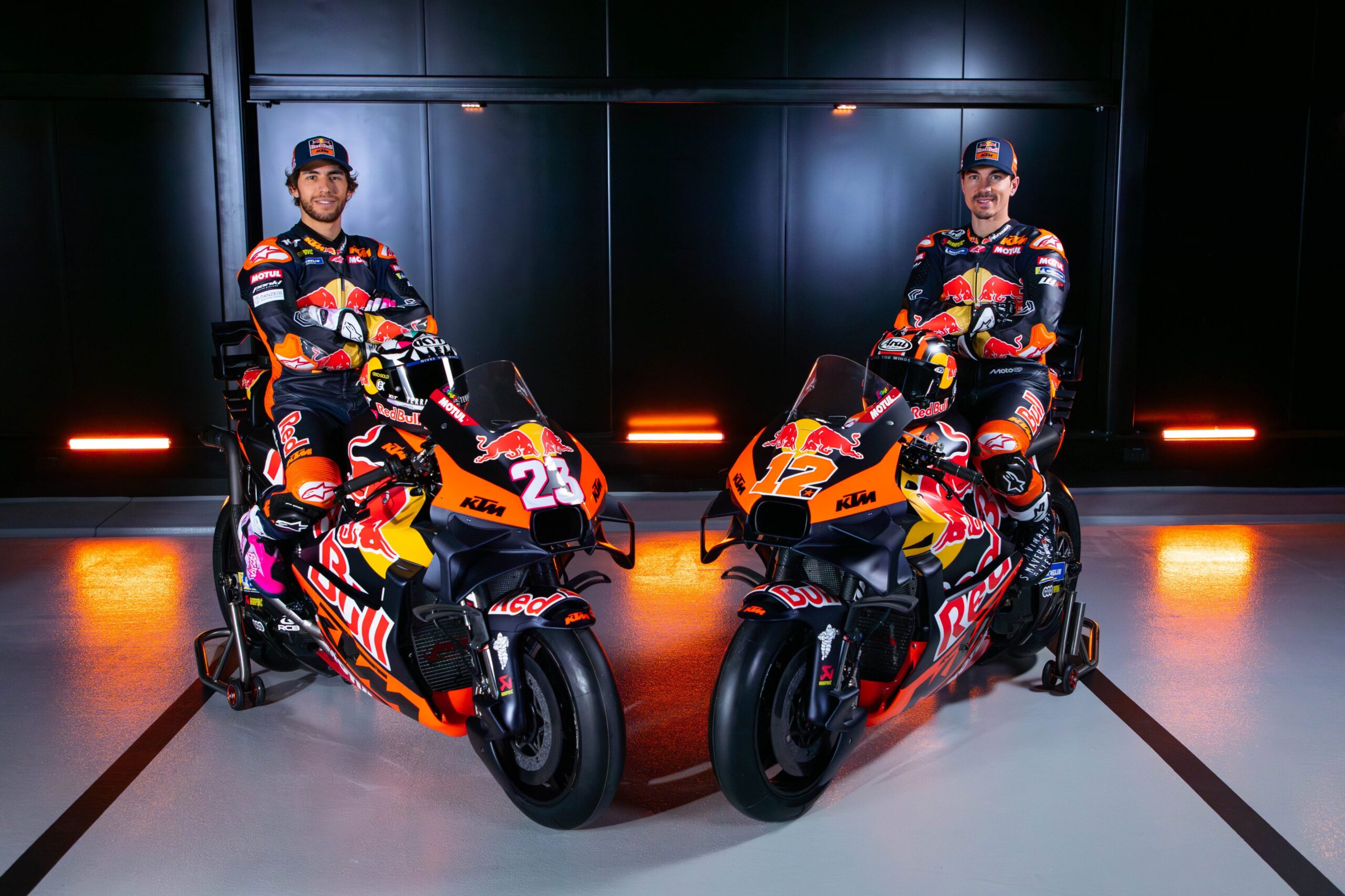 Lançamento KTM 2025 - Brad Binder e Pedro Acosta, Enea Bastianini e Maverick Viñales