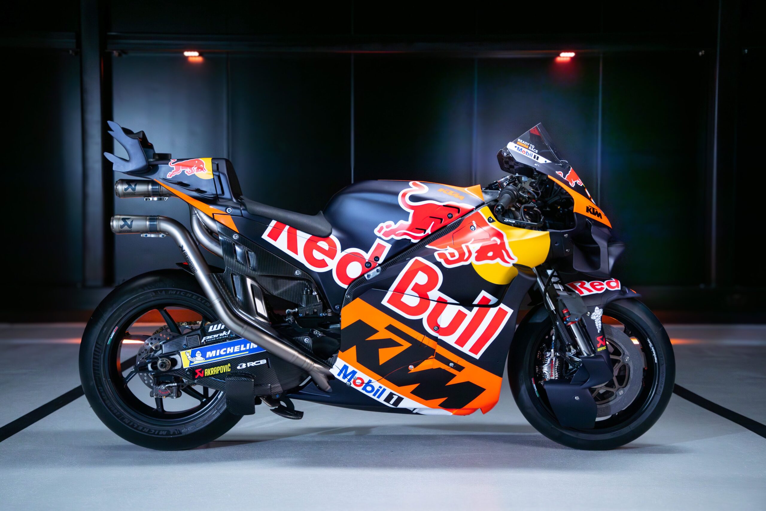 Lançamento KTM 2025 - Brad Binder e Pedro Acosta, Enea Bastianini e Maverick Viñales