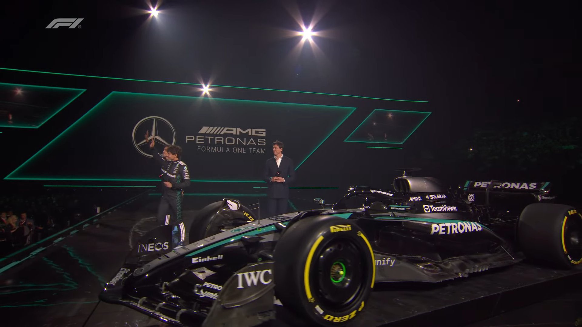 F1: Mercedes vem com pintura prata, preta e verde em 2025 sem Hamilton