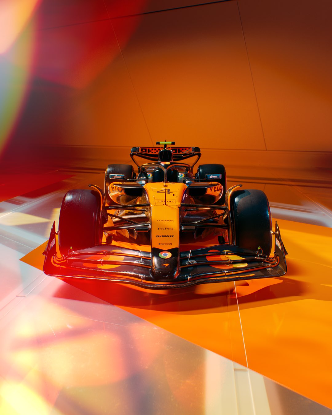 F1: McLaren mantém laranja papaya e preto para brigar em 2025